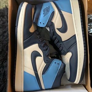 Air Jordan 1 Obsidian Size 11